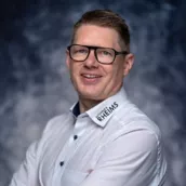 Oliver  Schmitz