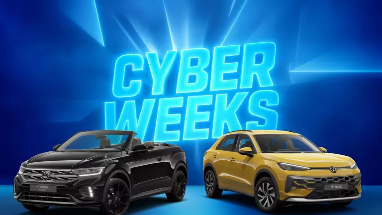 Zwei VW-Modelle vor blauem Hintergrund mit leuchtendem Schriftzug "CYBER WEEKS".