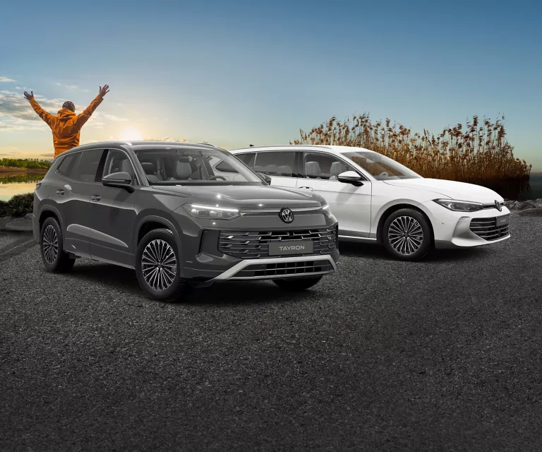 Rangebild eines VW Tayron und Passat