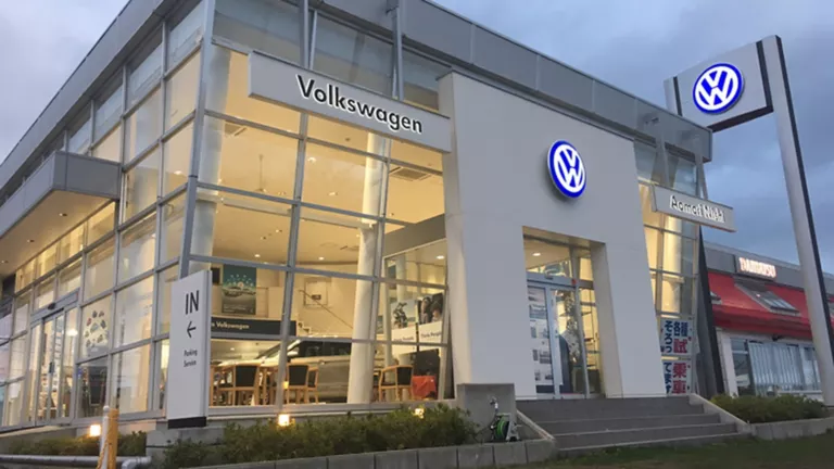 ディーラーの位置写真