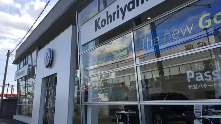 ディーラーの位置写真