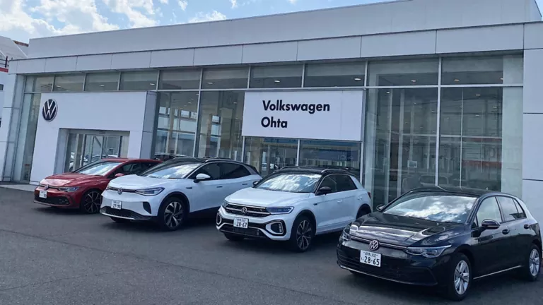 ディーラーの位置写真