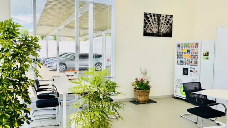 ディーラーの位置写真