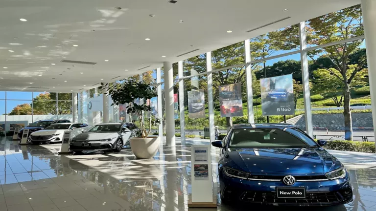 ディーラーの位置写真