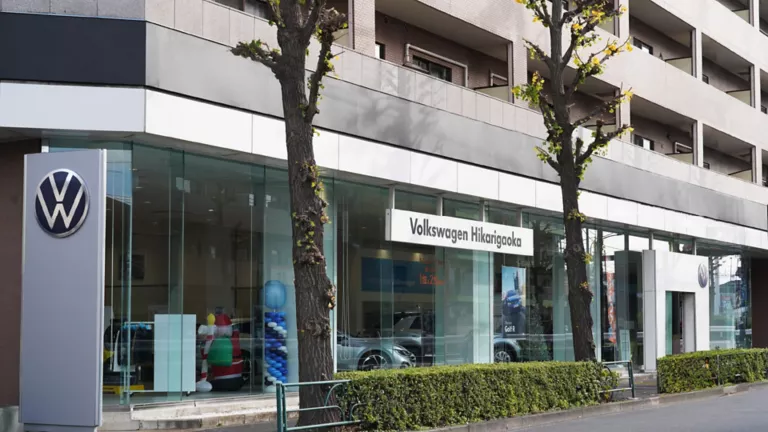 ディーラーの位置写真