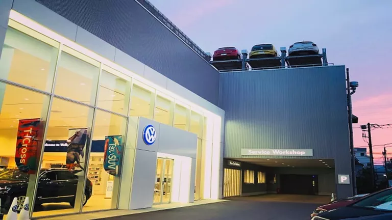 ディーラーの位置写真