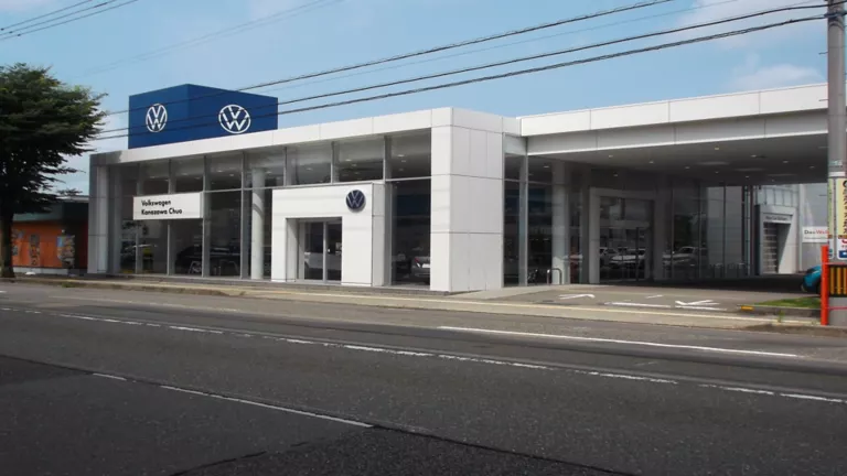 ディーラーの位置写真