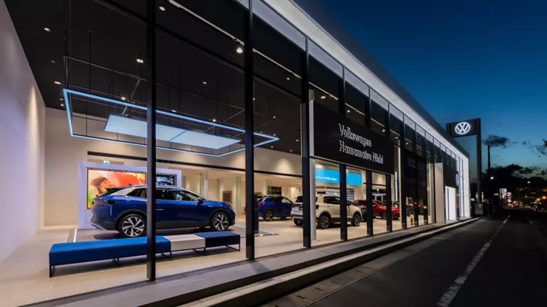 ディーラーの位置写真