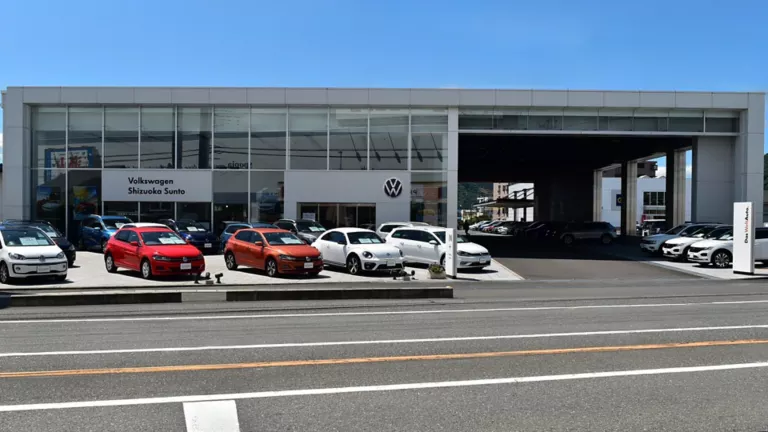 ディーラーの位置写真