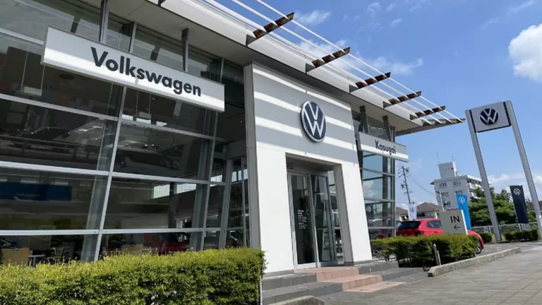 ディーラーの位置写真