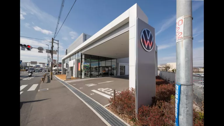 ディーラーの位置写真