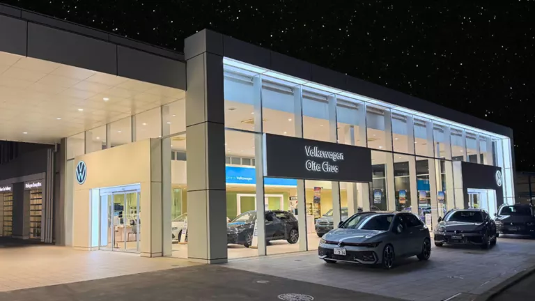 ディーラーの位置写真