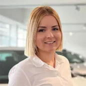 Alina Mügge