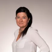 Anja Hennig