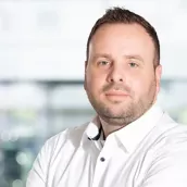 Oliver Bär