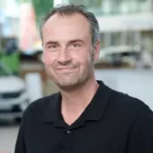 Dirk Bauer