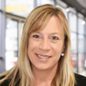 Claudia  Dürr