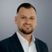  Dennis Knobel