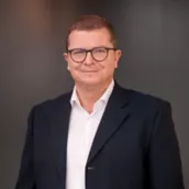 Dirk Reinhold
