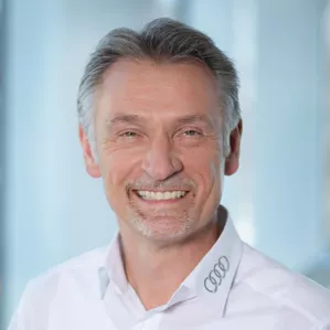 Dirk Wolff