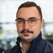 Leon Doß