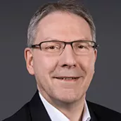 Frank  Tischler