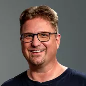 Tobias Hahn