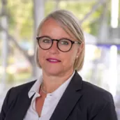 Nicole Halbgewachs 