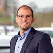 Jochen Laux