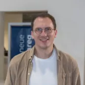 Jonas Lau