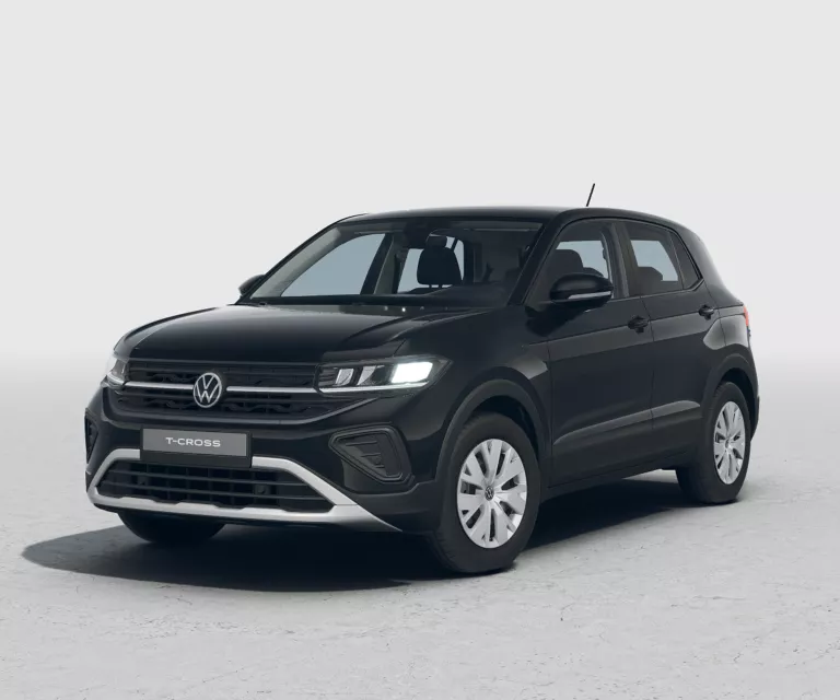 Gelber VW T-Cross mit fünf Türen, LED-Scheinwerfern und Radkappen, Frontansicht leicht von rechts