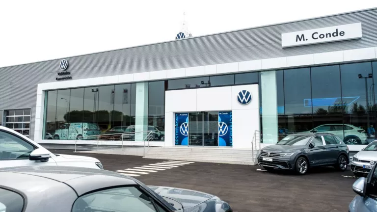 Fachada del concesionario M. Conde Leganés