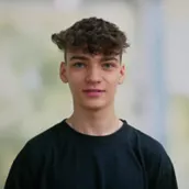 Luca  Schneider