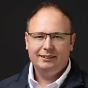 Michael  Straub