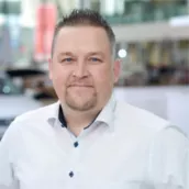Stefan Müller