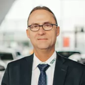 Sascha  Dübner 