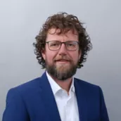 Oliver Schroeder