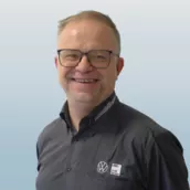 Michael Schneider