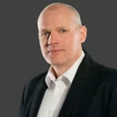 Ralf Hauer