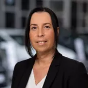 Stefanie Reifenschneider