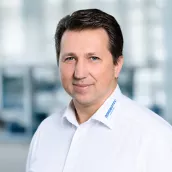Robert  Schulz