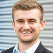 Roshan  Nestvogel
