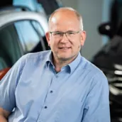 Bernhard Schmidt