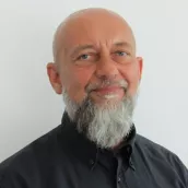 Dirk Schneider