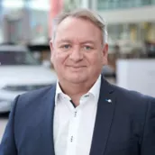 Axel  Solitair