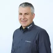 Stefan Riedmann
