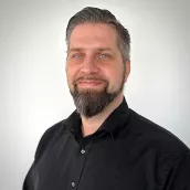Stefan Müller
