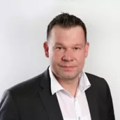 Steffen Hacker