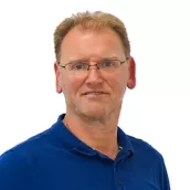 Steffen  Korth