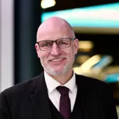 Sven Stichternath